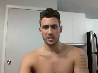 peterskinny24 is 26 year old straight webcam boy
