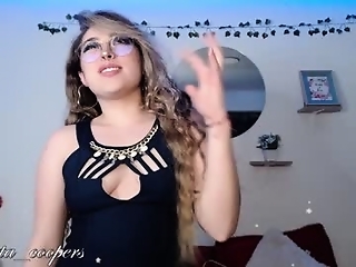 julieta_cooper20 is 19 year old cute webcam girl