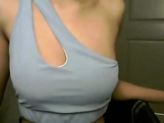 live xxx chat with tiaradarling