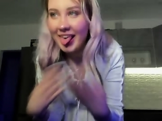 _kateline_ is  year old shy webcam girl