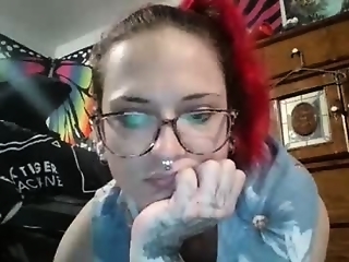 onyxdream666 is  year old webcam girl