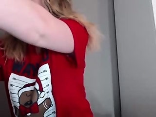 lily_love_x is 22 year old webcam girl