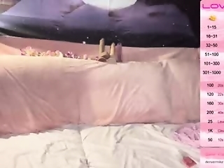 sweet_melissa133 is 19 year old sweet webcam girl