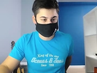 sexxxdickbig is 19 year old webcam boy