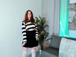 freckle_diyana is 18 year old shy redhead webcam girl