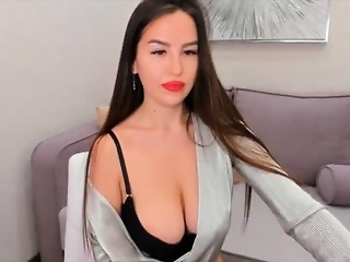 amelinalove is  year old shy webcam girl