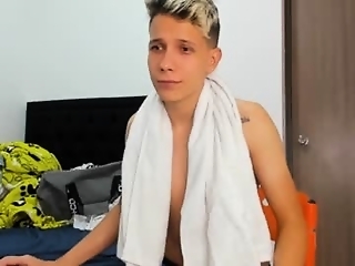 justin_biker is 19 year old gay bbw asian webcam boy