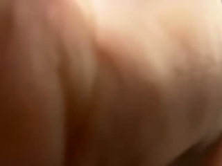 wetpanties717889 is  year old webcam girl