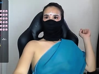 nishakala is 22 year old fetish asian webcam girl