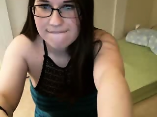 atrena is 27 year old webcam girl