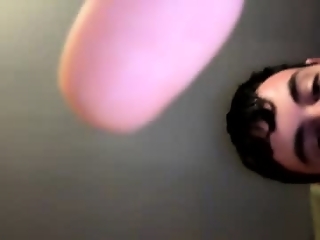 starlight09102 is 18 year old girl