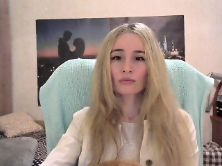 xyliganka777 is  year old webcam girl