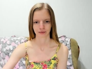 janelong is 24 year old girl