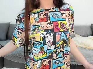 annemonalo is  year old webcam girl