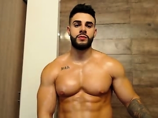 connor_h1 is 26 year old latino webcam boy