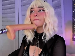 black_cryystal is 22 year old webcam girl