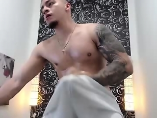 boyc02_ is 19 year old webcam boy