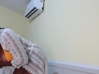 emma_rules99 is 22 year old latino webcam girl