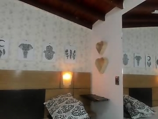 mssburbuja is 20 year old horny latino webcam girl