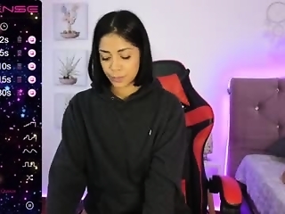 _janiis_ is 29 year old latino webcam girl