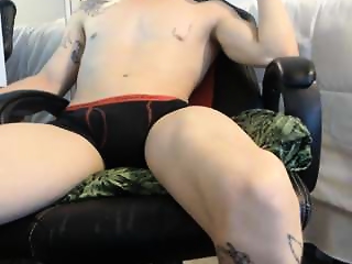 sunny_valentine is 24 year old  @dickperfectbro webcam boy