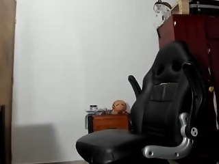 zuan_zuan777 is  year old ebony webcam girl