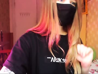 pika_pikaa is 19 year old school webcam girl