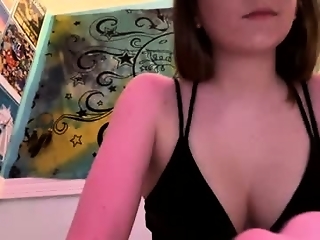 kaybabyx4 is  year old webcam girl