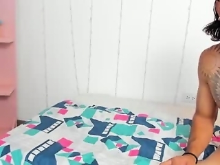 jaryandnick_smith is  year old latino webcam couple