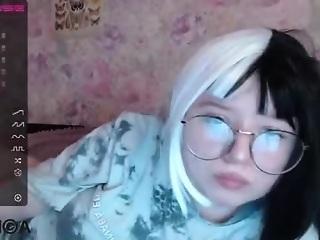 kawaii_angell is 19 year old cute webcam girl