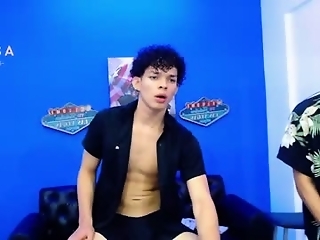 ian_versace is 19 year old latino webcam boy