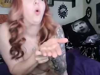 baeornrae is 28 year old girl