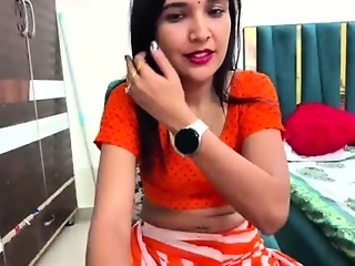 your_priya_77 is 25 year old blonde, asian sexy girl