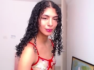 miaspell is 19 year old latino webcam shemale