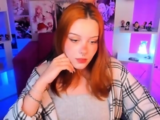 coralinekeyns is  year old shy redhead webcam girl