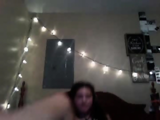 loserlexxx is 18 year old webcam girl