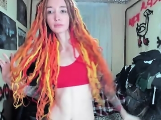 roxy_silver is  year old girl