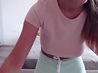 kathariine is 20 year old school webcam girl