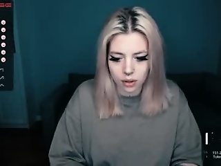 succubus_leslie is 99 year old gothic webcam girl