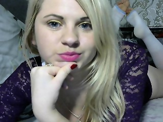 ElisBraun is 20 year old blonde, eastern webcam girl