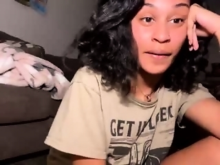 sexyjenny999 is  year old sexy webcam girl