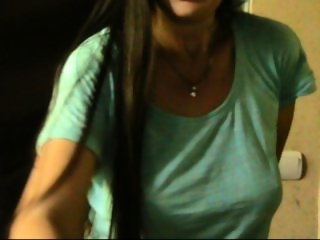 mellannie8 is 30 year old brunette, eastern webcam girl