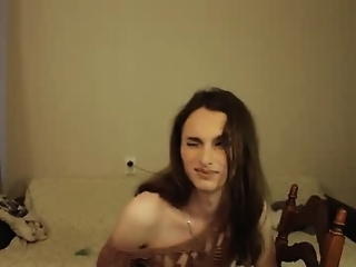 eroticartsss is 25 year old fetish webcam shemale