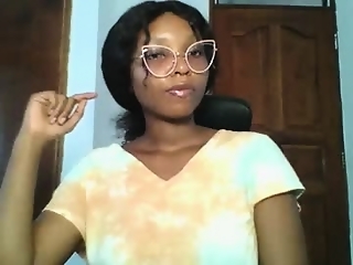 live xxx chat with ella_laurel
