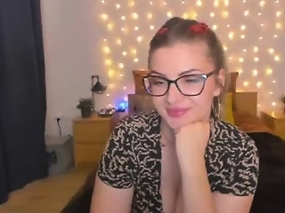 mistresssandy is 31 year old fetish webcam girl