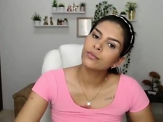 emmie_xxx is 24 year old naughty webcam girl