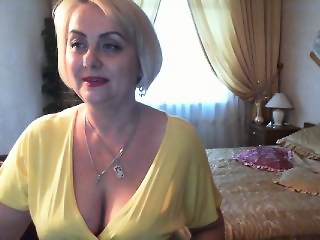 Irene777 is 49 year old blonde cam girl
