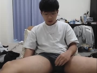 handsome_mannn is  year old asian webcam boy