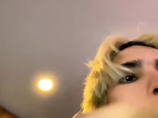 santy_kitty is 19 year old cute webcam boy