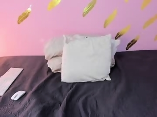 hannamartinn_ is 22 year old girl